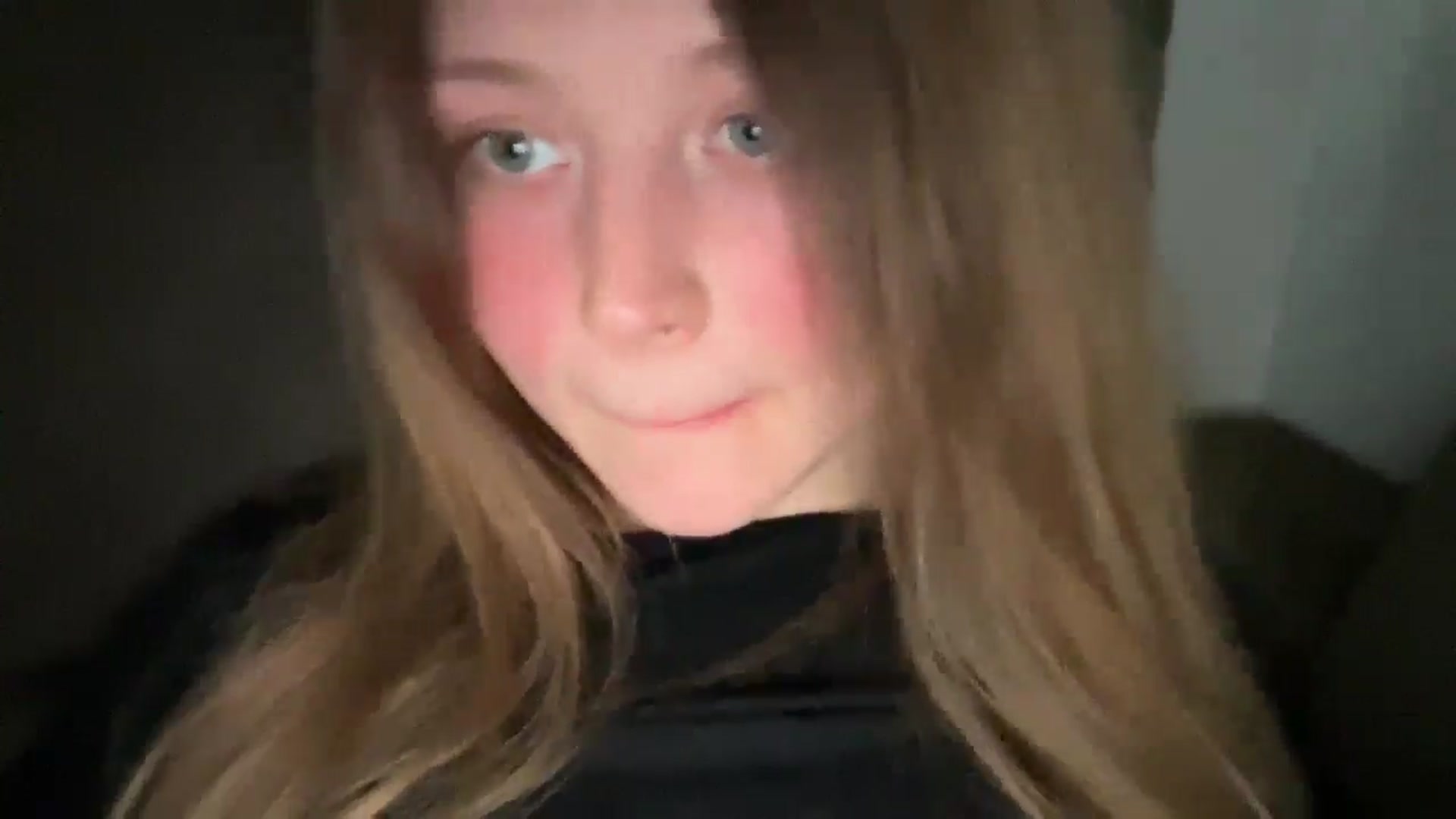 Gallery image thumbnail from Coconut_dream's myfreecams stream on, 04/27/2025, 17:14 image 5 of 20