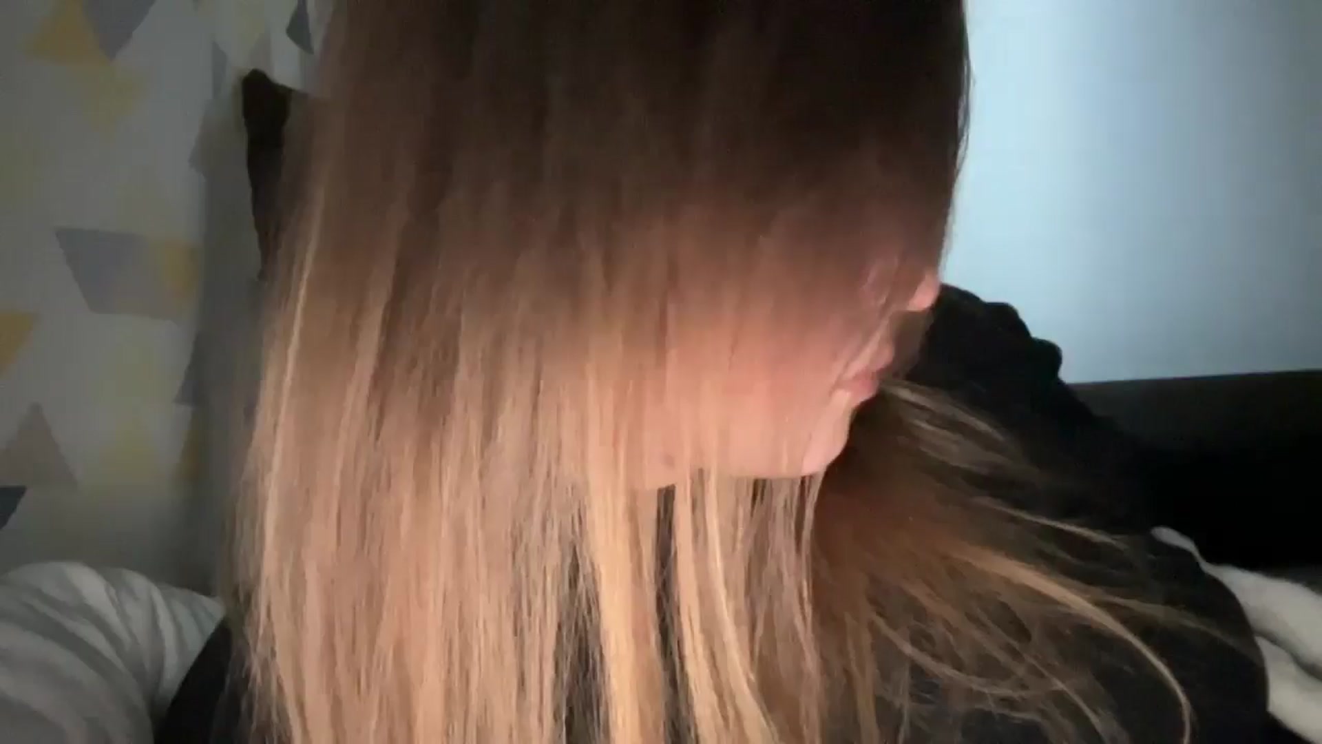 Gallery image thumbnail from Coconut_dream's myfreecams stream on, 04/27/2025, 17:14 image 12 of 20