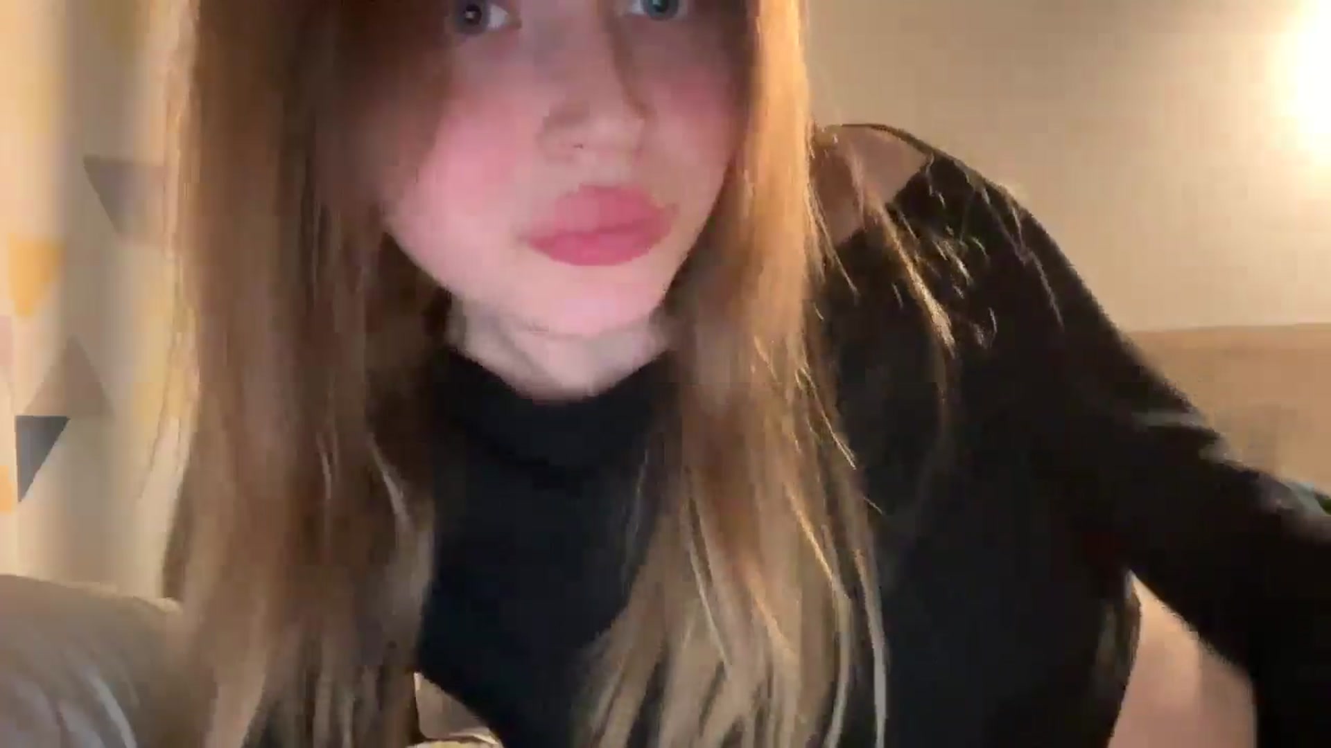 Gallery image thumbnail from Coconut_dream's myfreecams stream on, 04/27/2025, 18:40 image 18 of 20