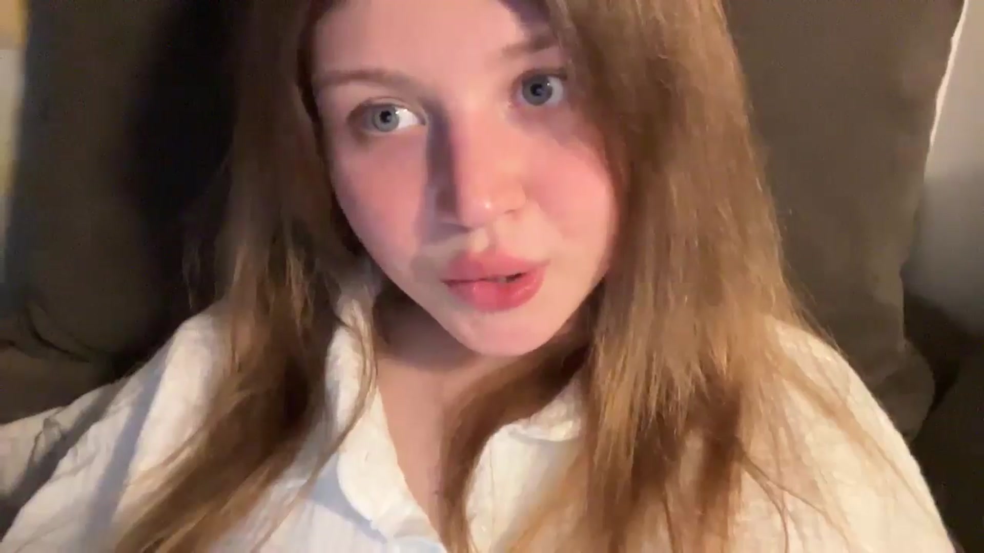 Gallery image thumbnail from Coconut_dream's myfreecams stream on, 04/28/2025, 20:00 image 14 of 20