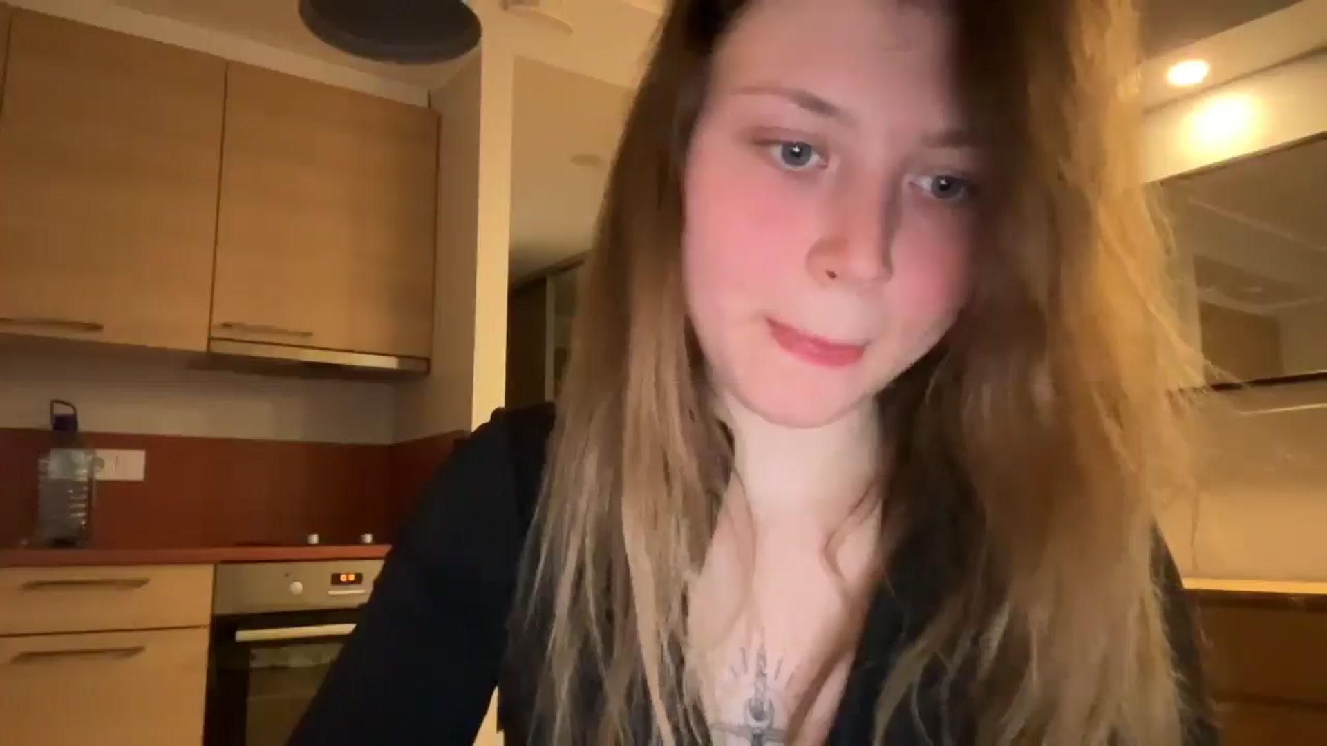 Gallery image thumbnail from Coconut_dream's myfreecams stream on, 05/04/2025, 18:33 image 4 of 20