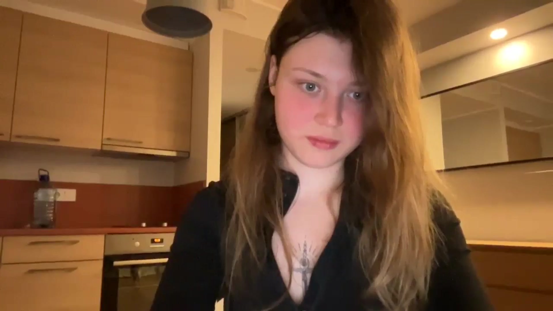 Gallery image thumbnail from Coconut_dream's myfreecams stream on, 05/04/2025, 18:33 image 14 of 20