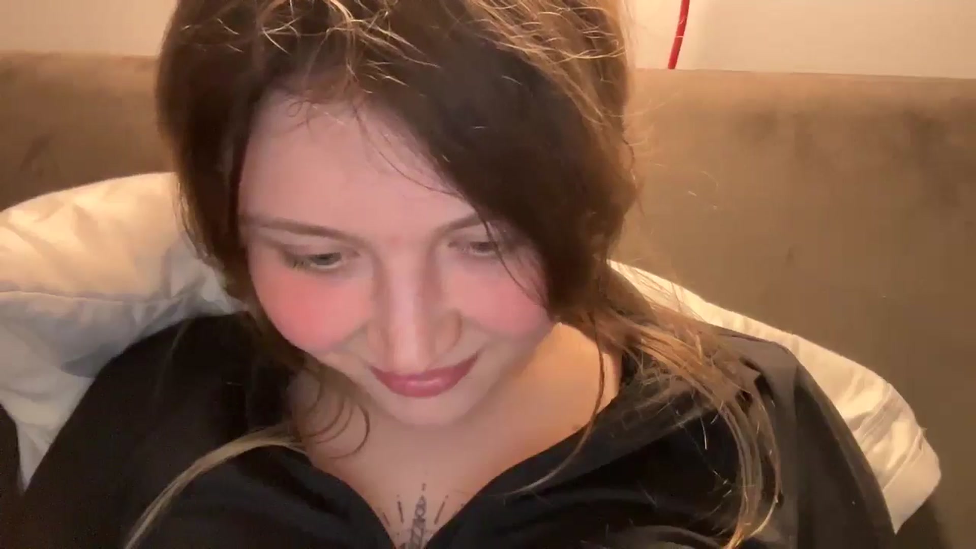 Gallery image thumbnail from Coconut_dream's myfreecams stream on, 05/04/2025, 19:57 image 20 of 20