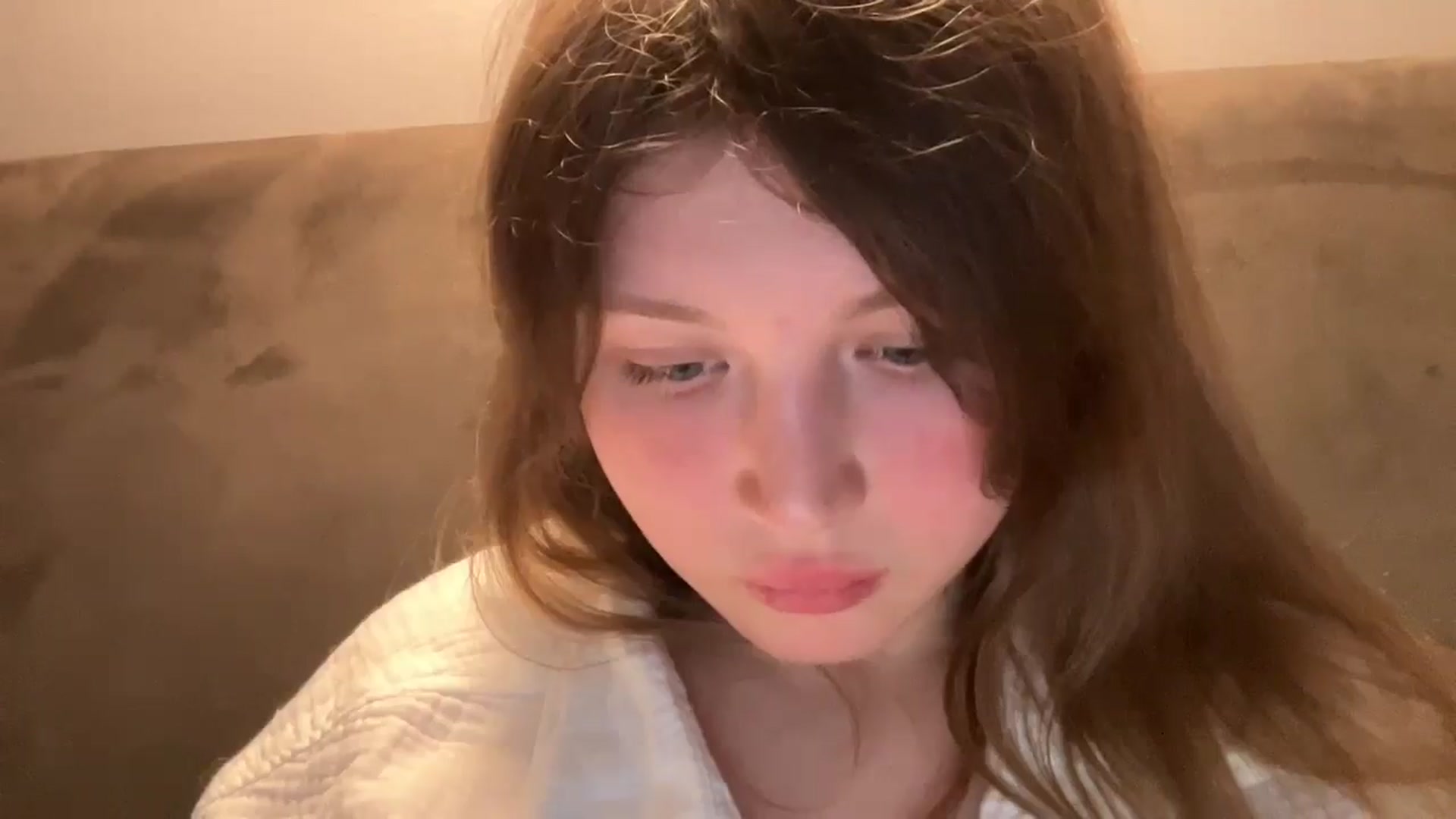 Gallery image thumbnail from Coconut_dream's myfreecams stream on, 05/04/2025, 23:54 image 19 of 20