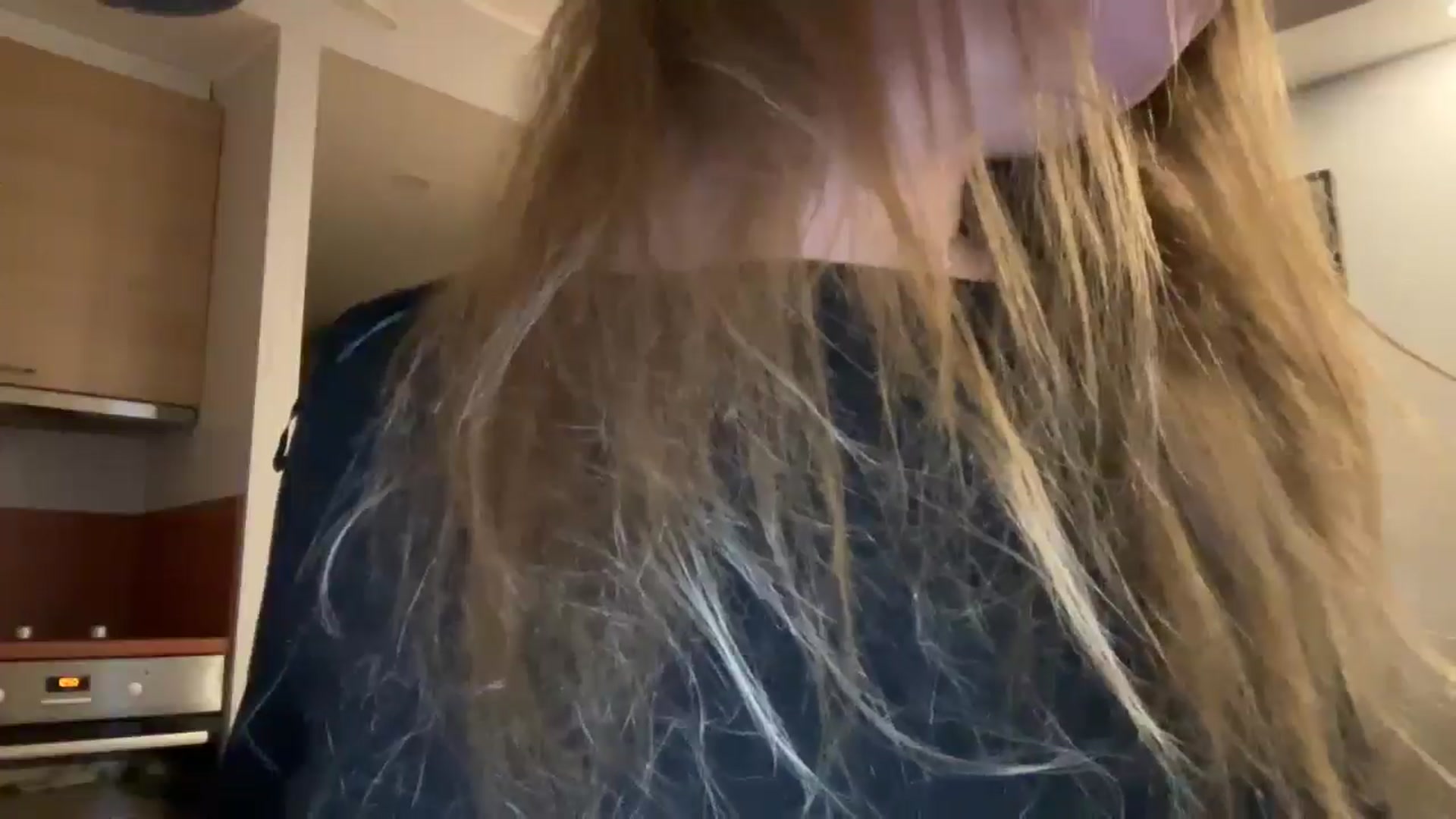 Gallery image thumbnail from Coconut_dream's myfreecams stream on, 05/06/2025, 19:08 image 2 of 20