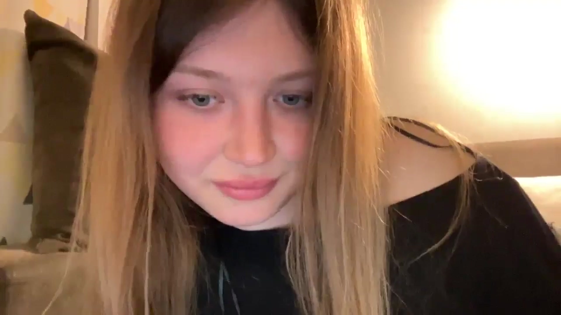 Gallery image thumbnail from Coconut_dream's myfreecams stream on, 05/06/2025, 19:59 image 10 of 20