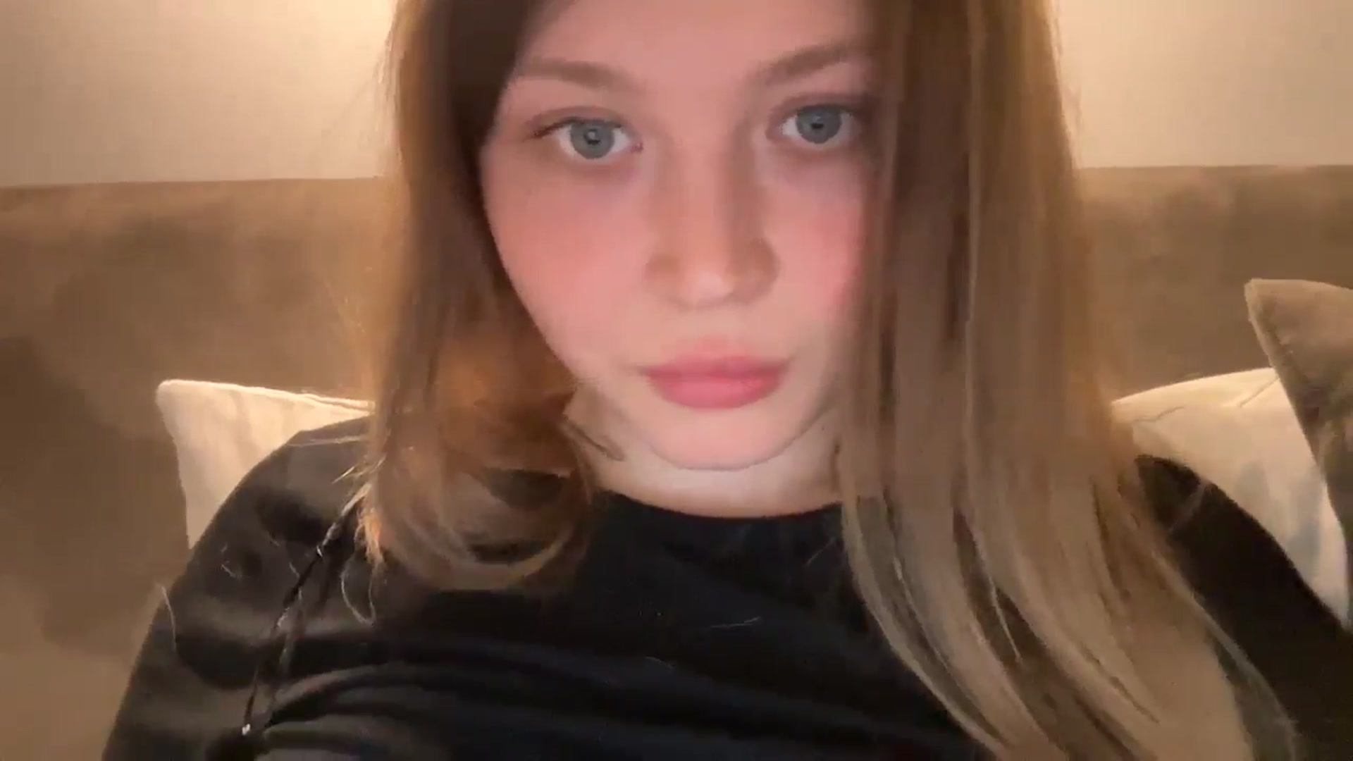 Gallery image thumbnail from Coconut_dream's myfreecams stream on, 05/06/2025, 19:59 image 3 of 20