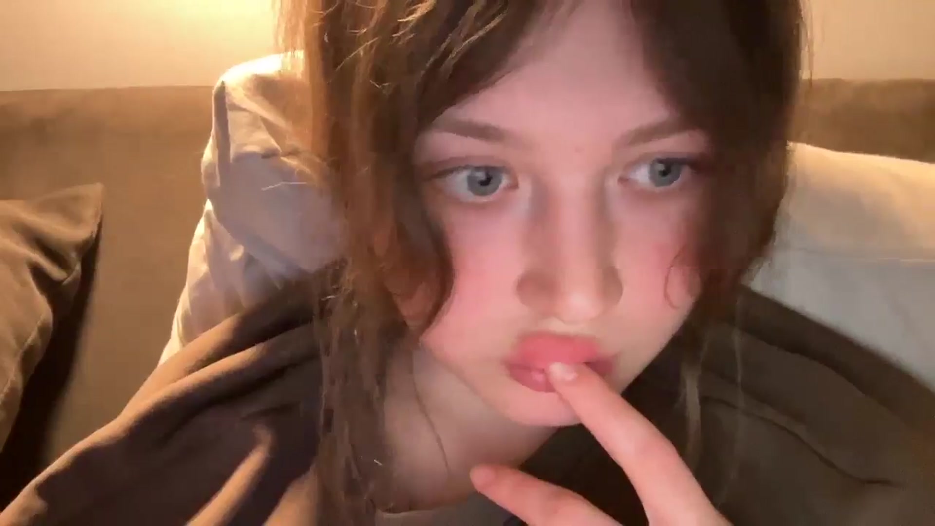 Gallery image thumbnail from Coconut_dream's myfreecams stream on, 05/07/2025, 19:04 image 15 of 20