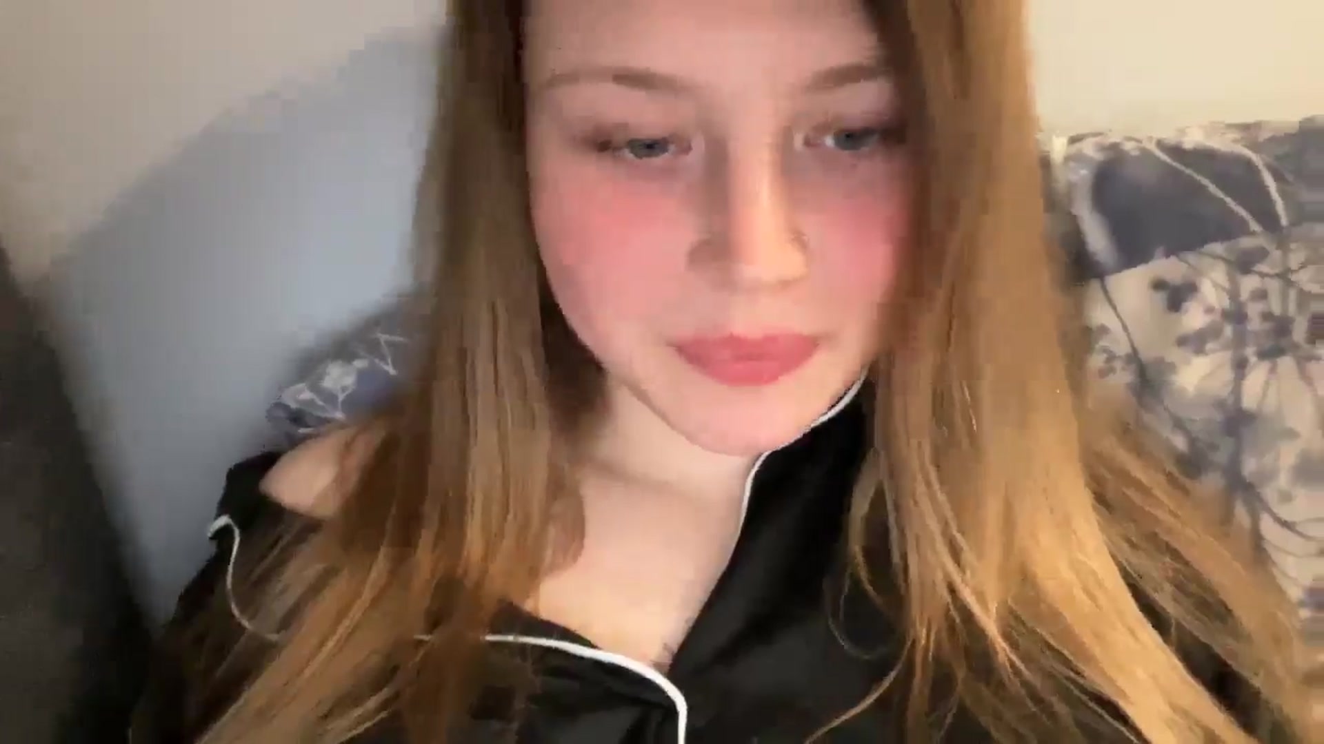 Gallery image thumbnail from Coconut_dream's myfreecams stream on, 05/10/2025, 21:47 image 3 of 20