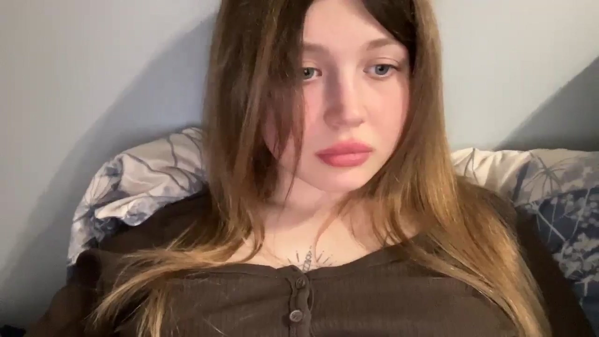 Gallery image thumbnail from Coconut_dream's myfreecams stream on, 05/13/2025, 19:01 image 17 of 20