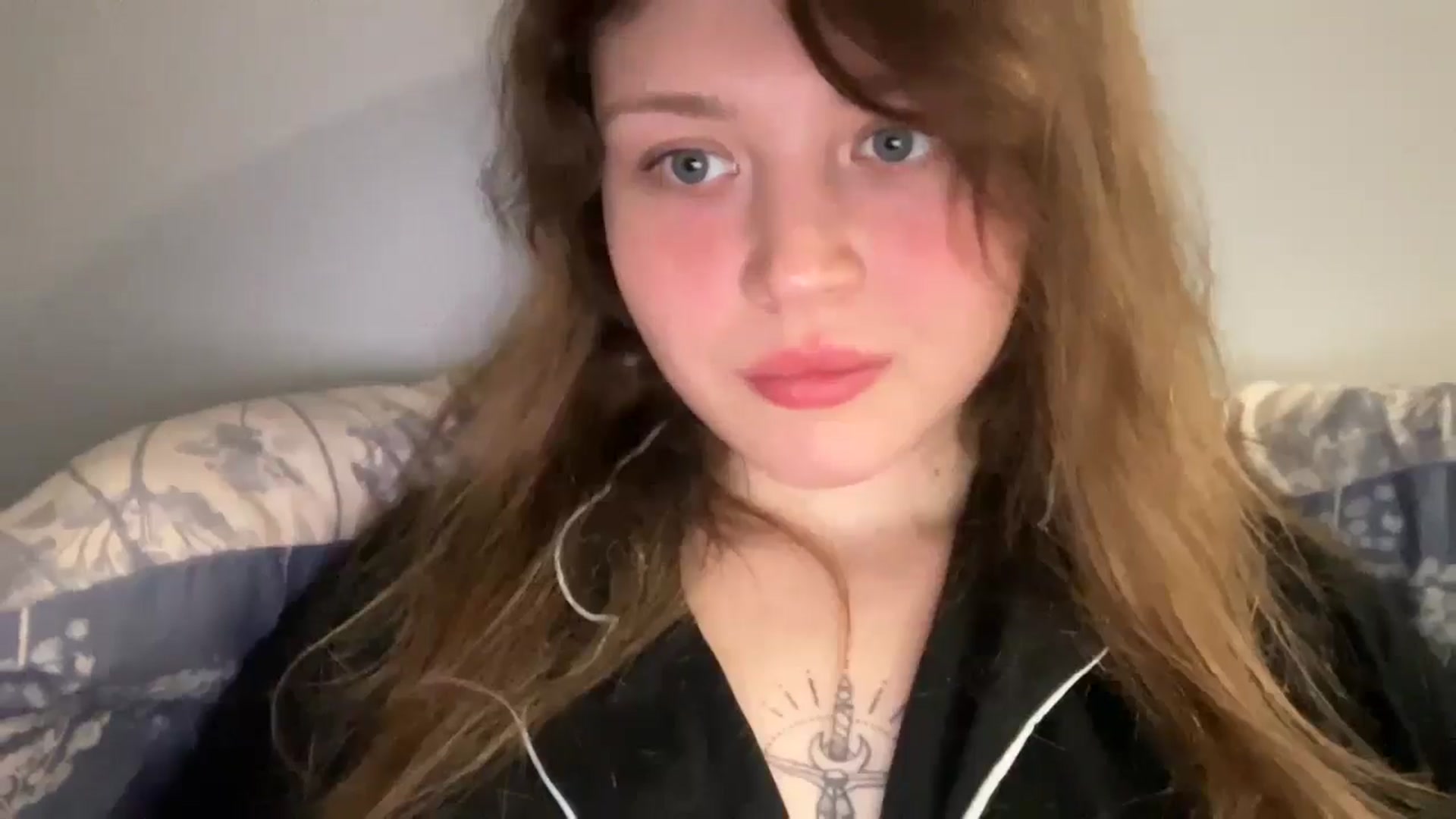Gallery image thumbnail from Coconut_dream's myfreecams stream on, 05/14/2025, 23:35 image 18 of 20