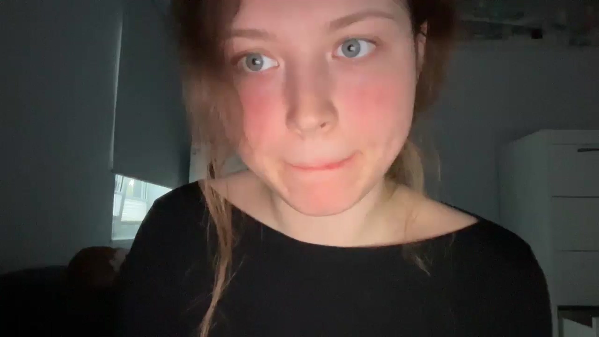 Gallery image thumbnail from Coconut_dream's myfreecams stream on, 05/15/2025, 18:23 image 12 of 20