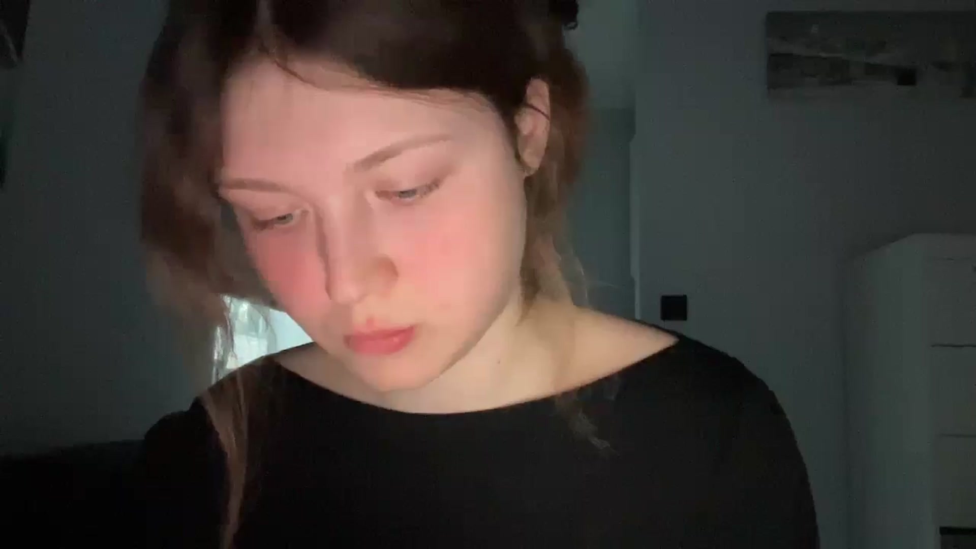 Gallery image thumbnail from Coconut_dream's myfreecams stream on, 05/15/2025, 18:23 image 13 of 20