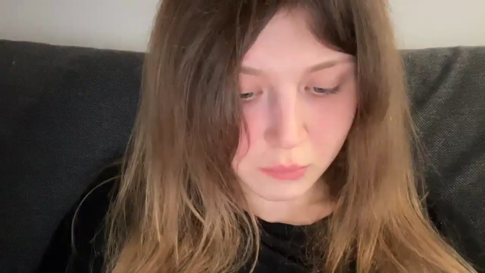 Gallery image thumbnail from Coconut_dream's myfreecams stream on, 05/19/2025, 21:01 image 9 of 20