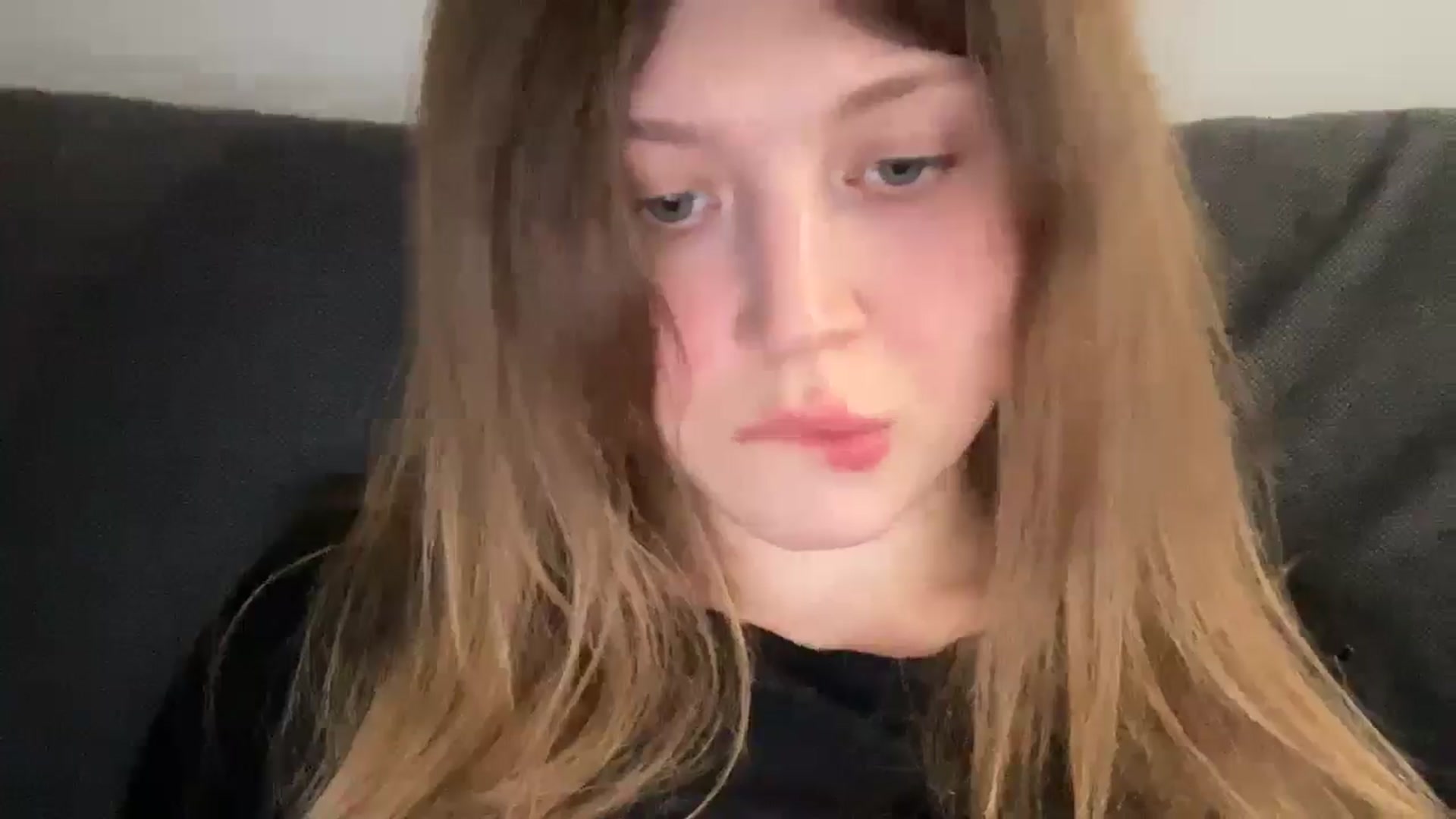 Gallery image thumbnail from Coconut_dream's myfreecams stream on, 05/19/2025, 21:01 image 10 of 20