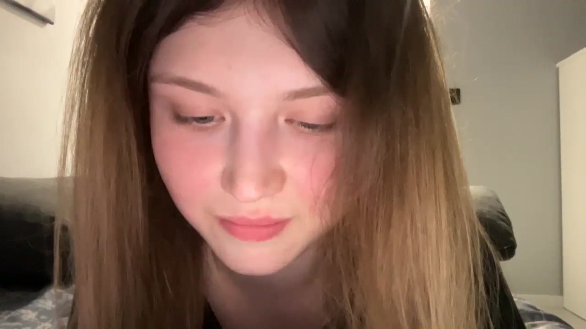 Gallery image thumbnail from Coconut_dream's myfreecams stream on, 05/19/2025, 22:32 image 7 of 20