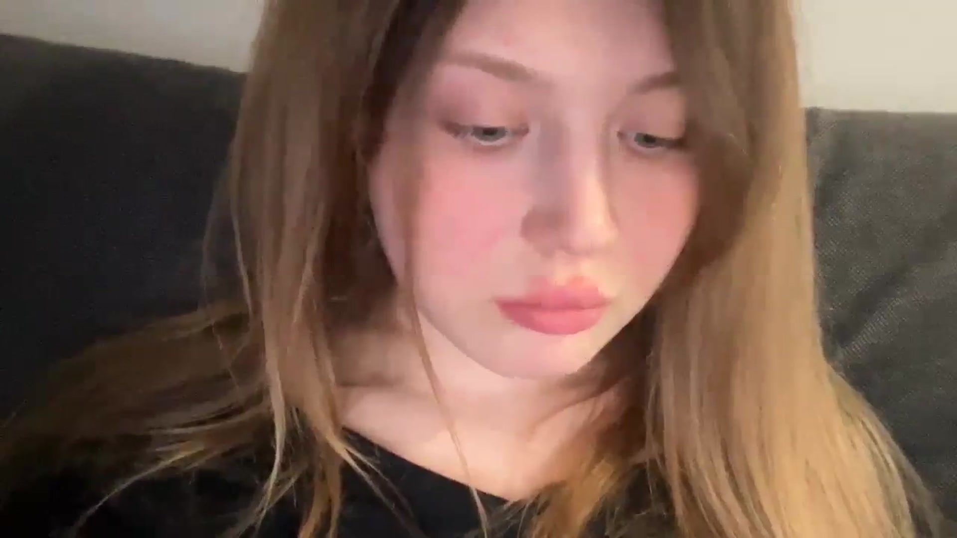 Gallery image thumbnail from Coconut_dream's myfreecams stream on, 05/19/2025, 22:32 image 20 of 20