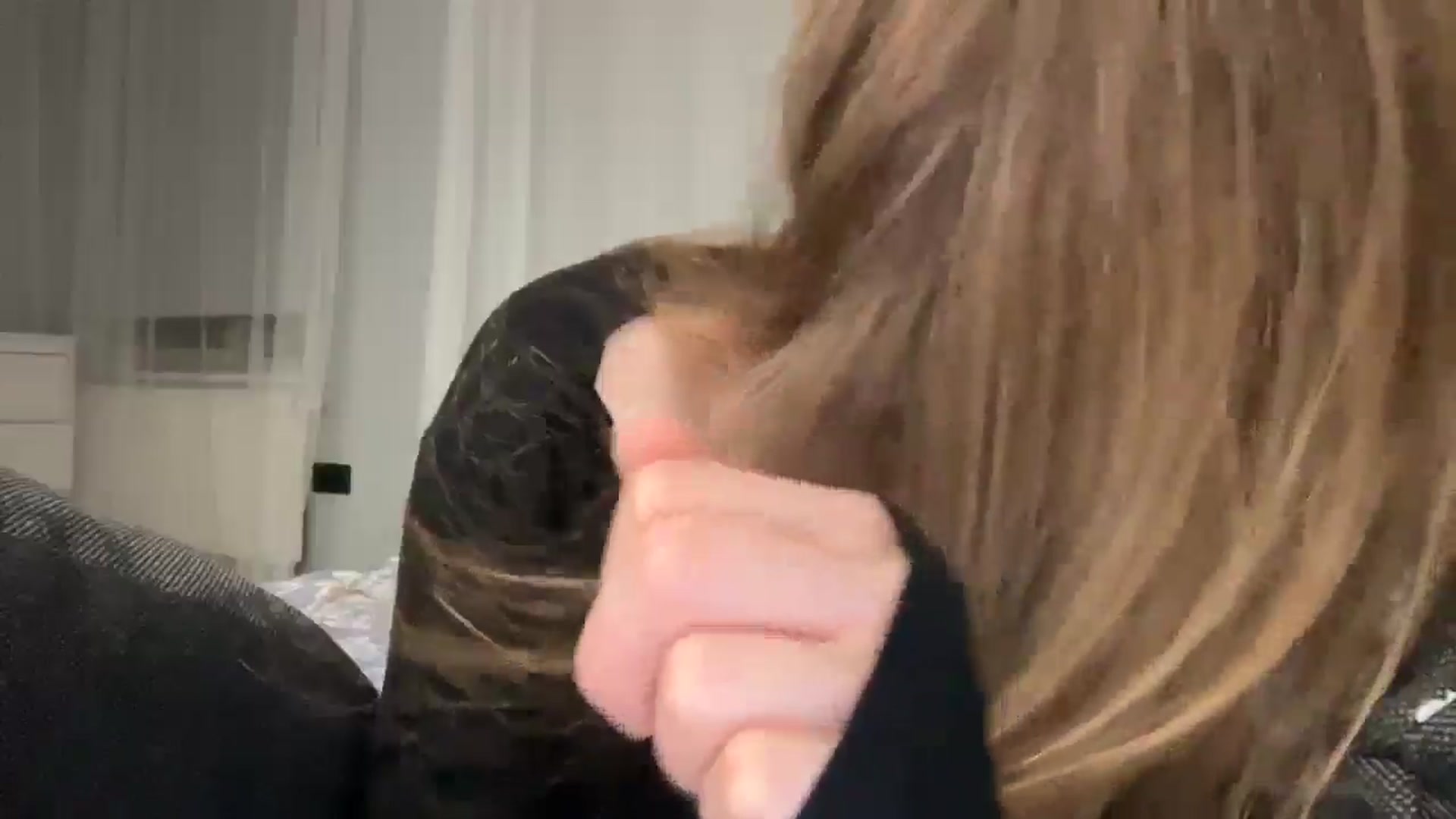 Gallery image thumbnail from Coconut_dream's myfreecams stream on, 05/19/2025, 23:06 image 18 of 20
