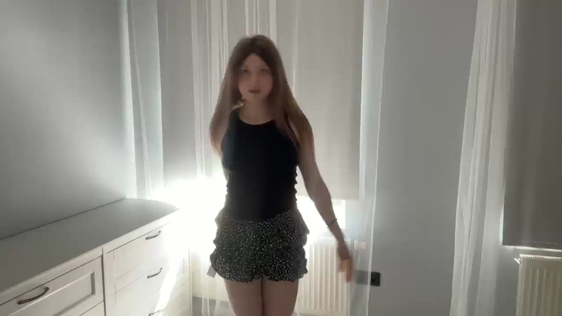 Gallery image thumbnail from Coconut_dream's myfreecams stream on, 05/20/2025, 11:35 image 18 of 20
