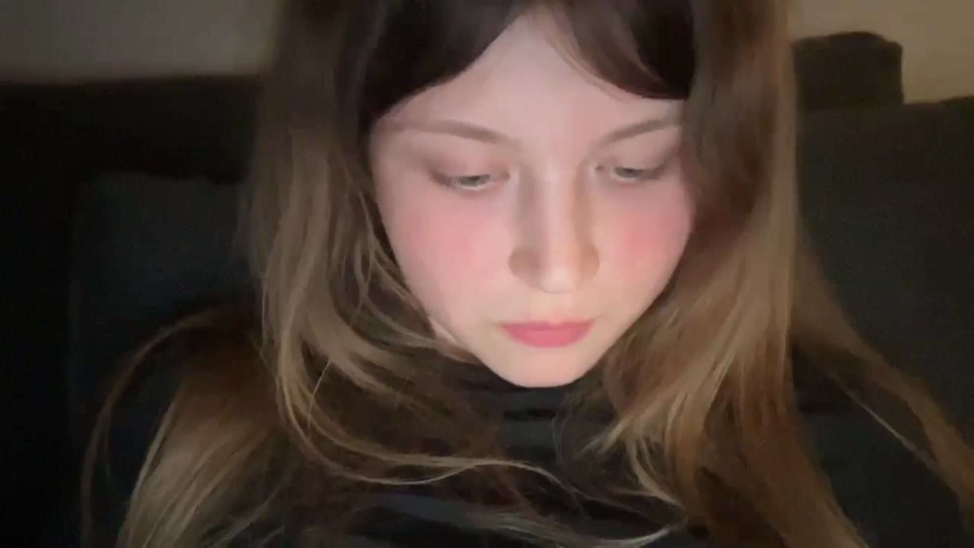 Gallery image thumbnail from Coconut_dream's myfreecams stream on, 05/20/2025, 21:19 image 13 of 20