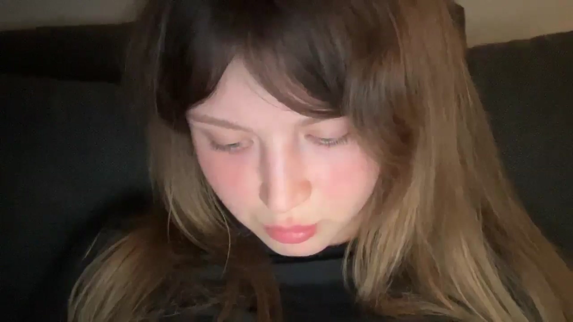 Gallery image thumbnail from Coconut_dream's myfreecams stream on, 05/20/2025, 21:19 image 19 of 20