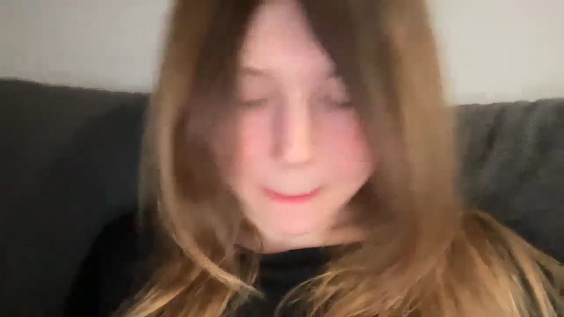 Gallery image thumbnail from Coconut_dream's myfreecams stream on, 05/21/2025, 22:13 image 19 of 20