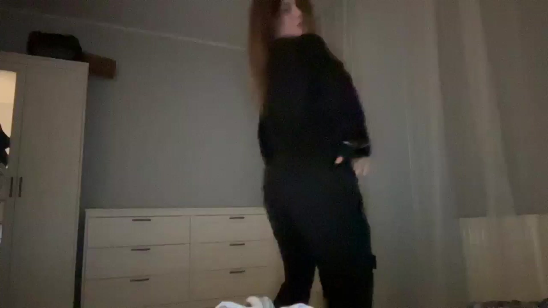Gallery image thumbnail from Coconut_dream's myfreecams stream on, 05/26/2025, 24:02 image 12 of 20