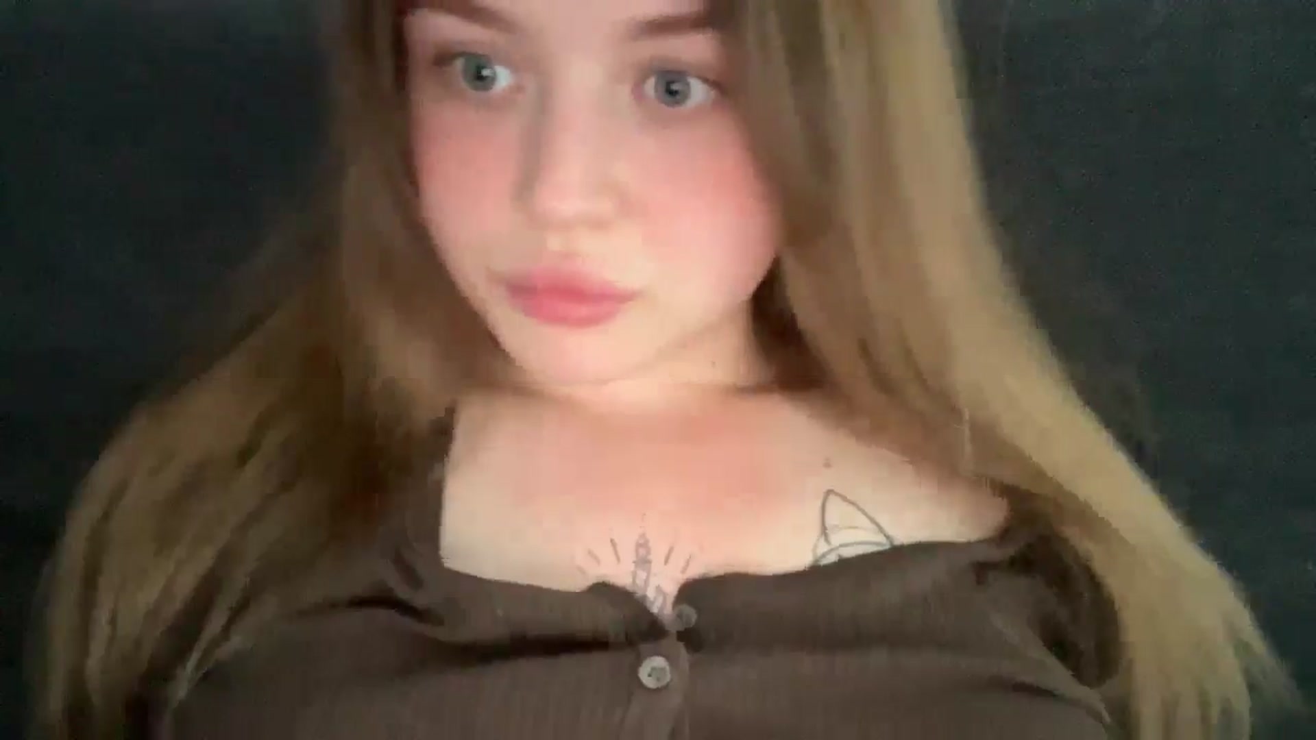 Gallery image thumbnail from Coconut_dream's myfreecams stream on, 06/01/2025, 13:28 image 13 of 20