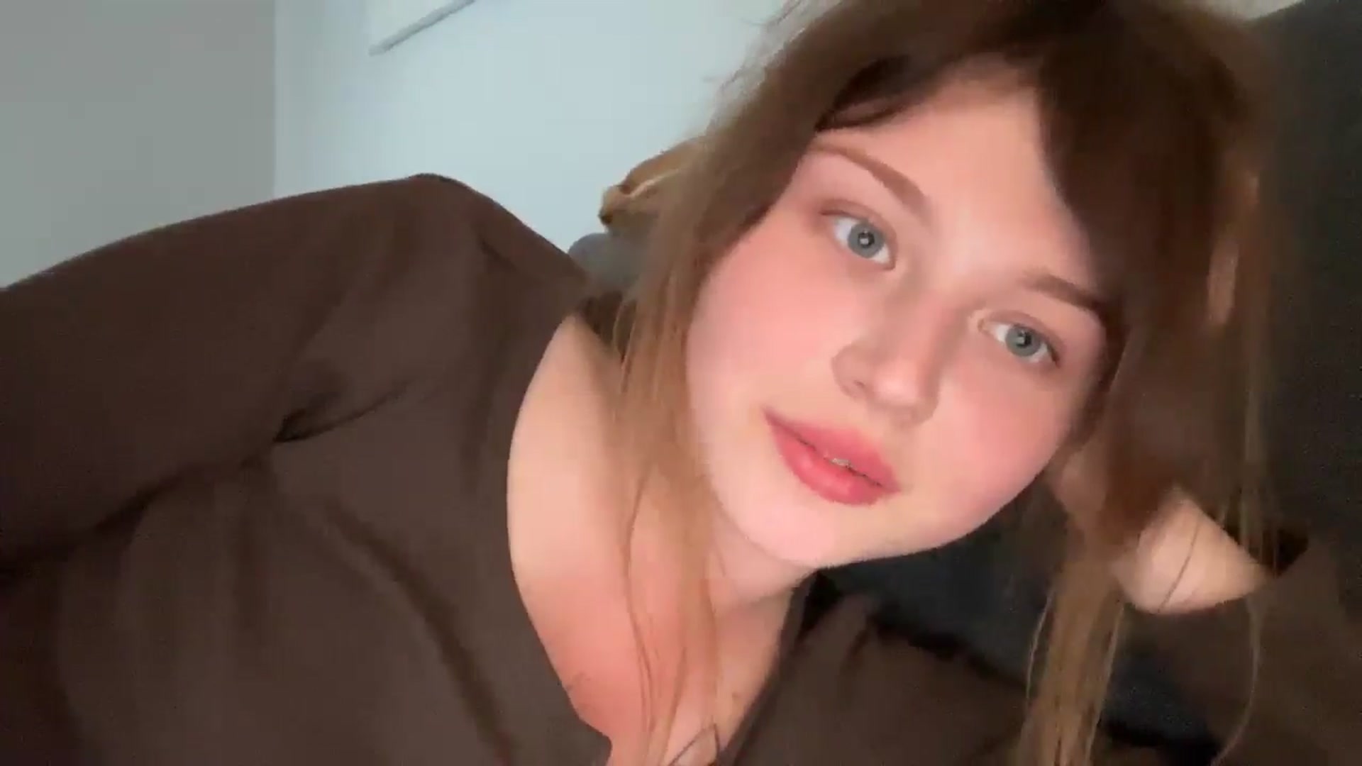 Gallery image thumbnail from Coconut_dream's myfreecams stream on, 06/02/2025, 15:21 image 14 of 20