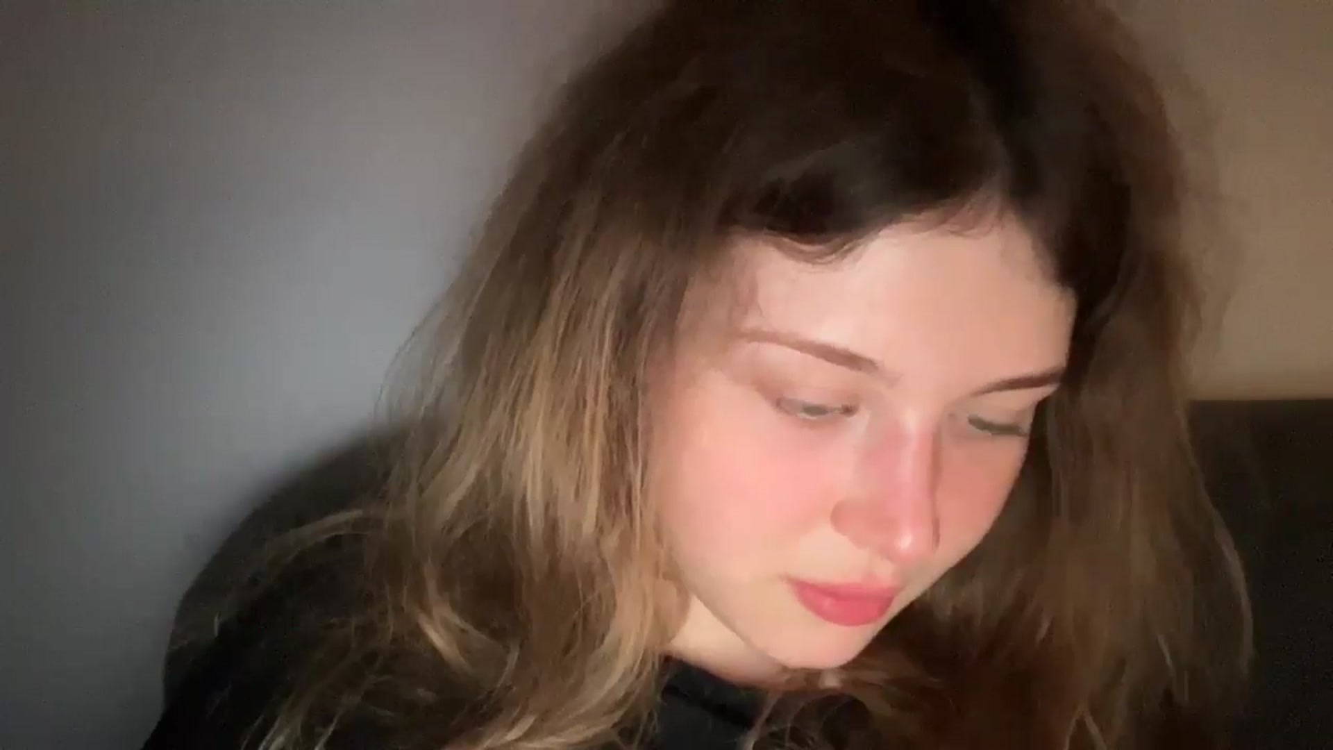 Gallery image thumbnail from Coconut_dream's myfreecams stream on, 06/03/2025, 23:04 image 6 of 20