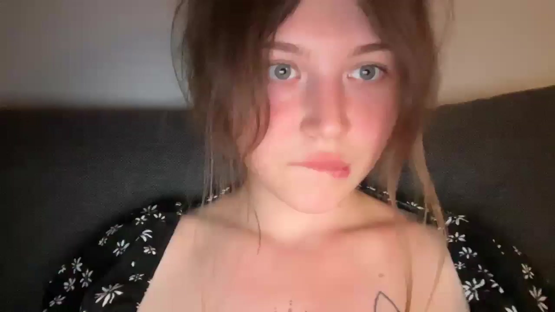 Gallery image thumbnail from Coconut_dream's myfreecams stream on, 06/05/2025, 19:09 image 8 of 20