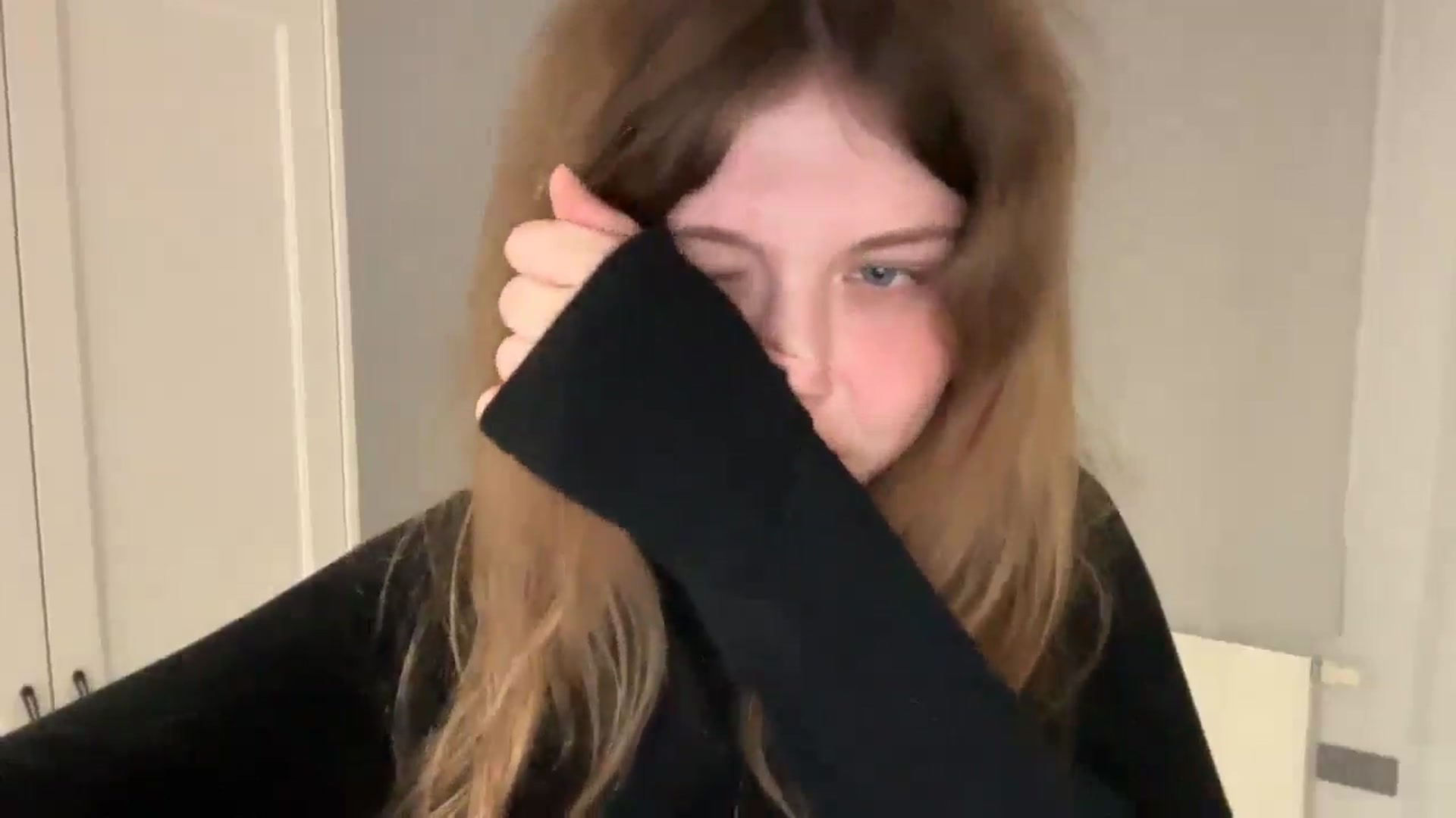 Gallery image thumbnail from Coconut_dream's myfreecams stream on, 06/09/2025, 21:30 image 5 of 20
