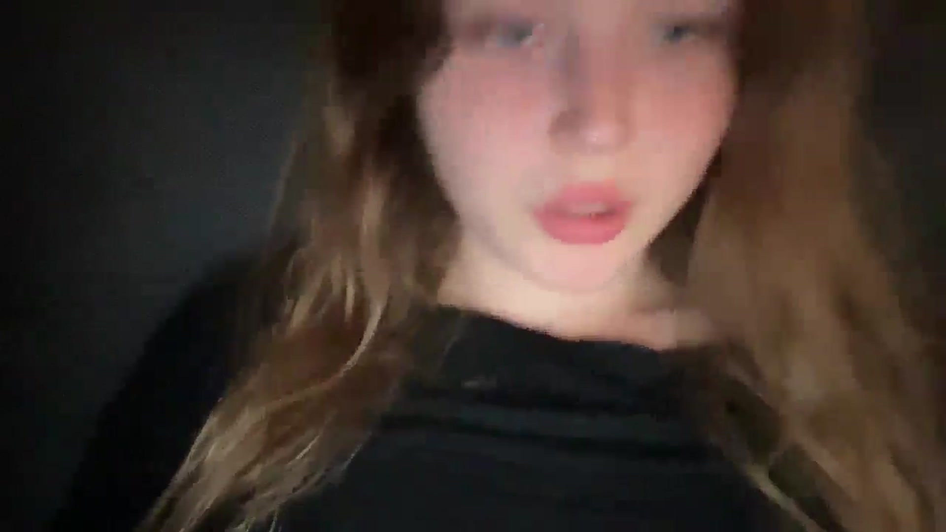 Gallery image thumbnail from Coconut_dream's myfreecams stream on, 06/10/2025, 20:00 image 15 of 20
