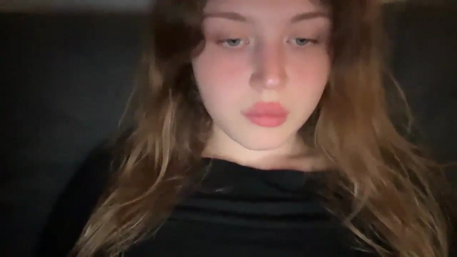 Gallery image thumbnail from Coconut_dream's myfreecams stream on, 06/10/2025, 20:00 image 13 of 20