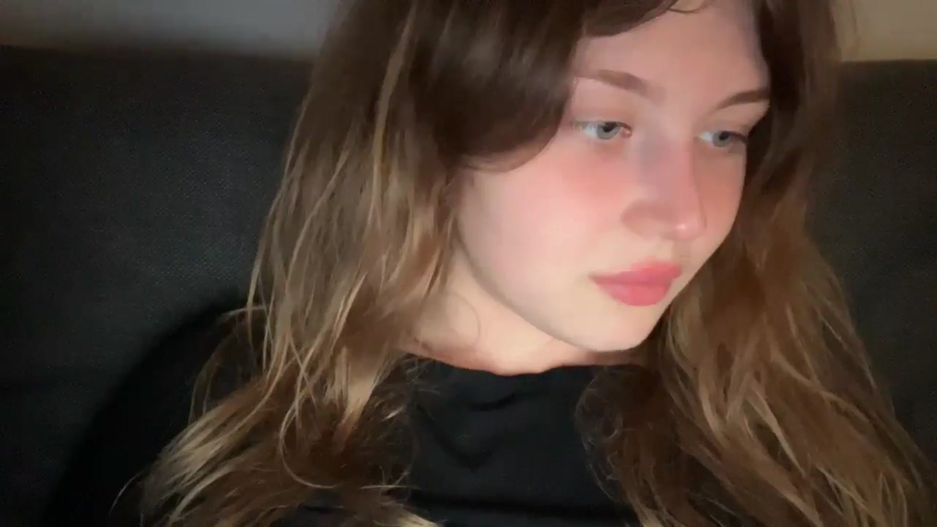 Gallery image thumbnail from Coconut_dream's myfreecams stream on, 06/10/2025, 20:00 image 2 of 20