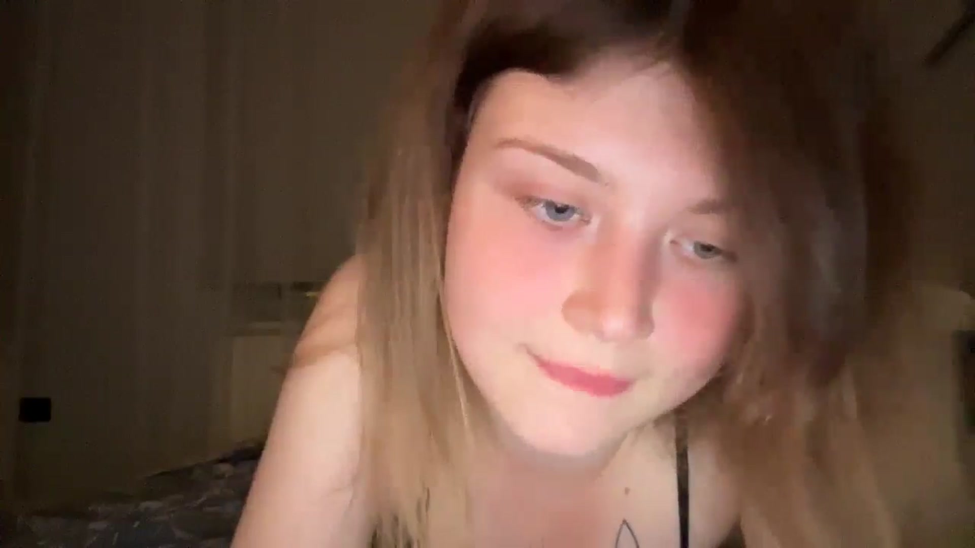 Gallery image thumbnail from Coconut_dream's myfreecams stream on, 06/11/2025, 22:17 image 20 of 20