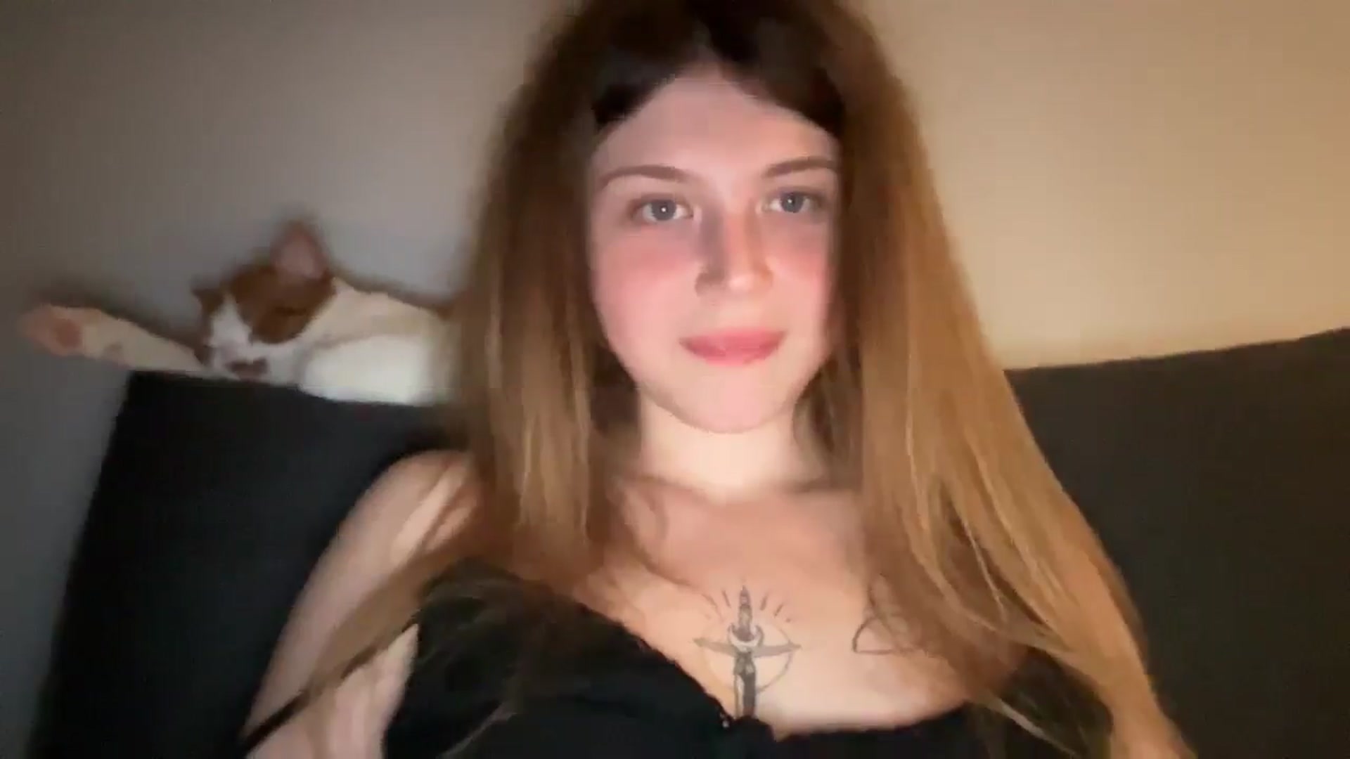 Gallery image thumbnail from Coconut_dream's myfreecams stream on, 06/11/2025, 23:49 image 13 of 20