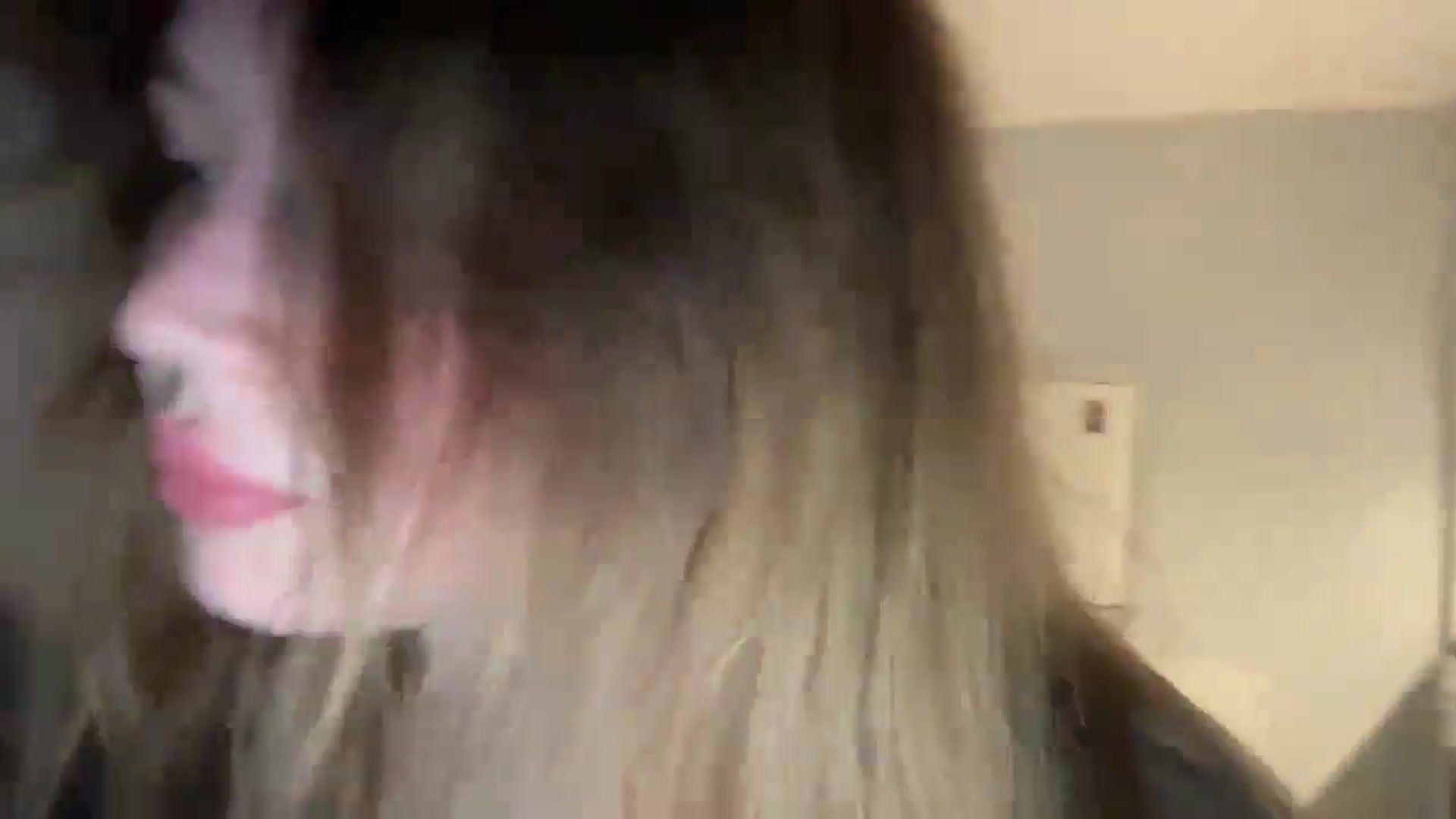 Gallery image thumbnail from Coconut_dream's myfreecams stream on, 06/15/2025, 01:00 image 9 of 20