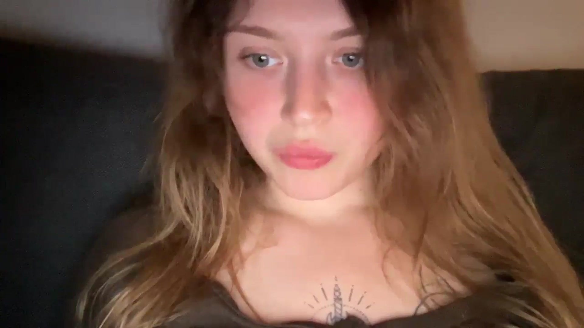 Gallery image thumbnail from Coconut_dream's myfreecams stream on, 06/15/2025, 01:00 image 15 of 20