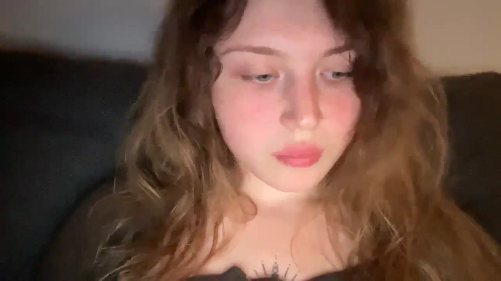 Gallery image thumbnail from Coconut_dream's myfreecams stream on, 06/15/2025, 01:00 image 3 of 20