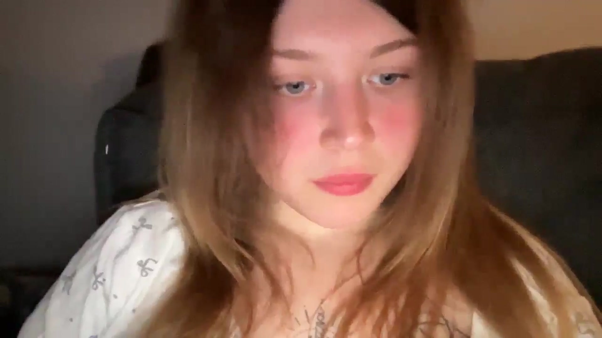 Gallery image thumbnail from Coconut_dream's myfreecams stream on, 06/15/2025, 22:45 image 6 of 20