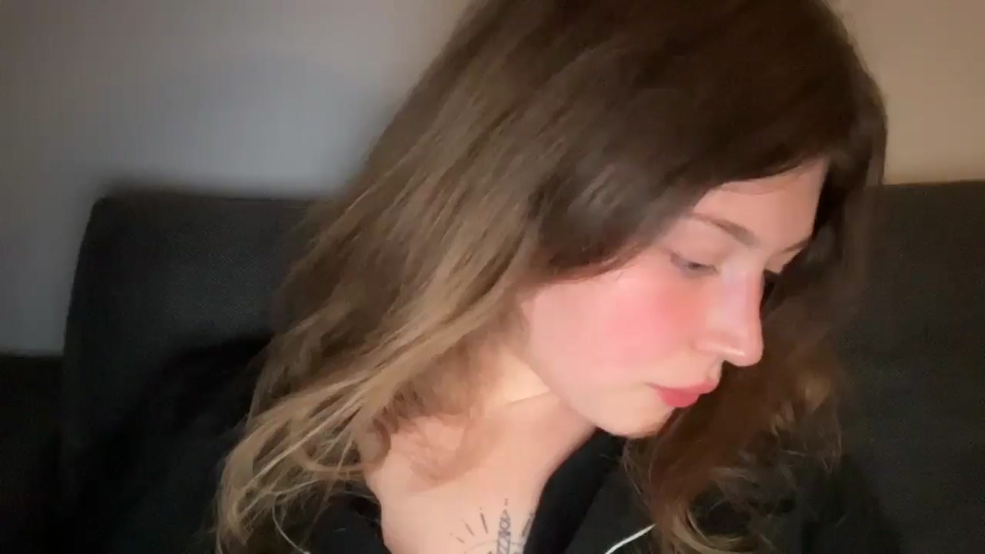 Gallery image thumbnail from Coconut_dream's myfreecams stream on, 06/19/2025, 23:57 image 20 of 20