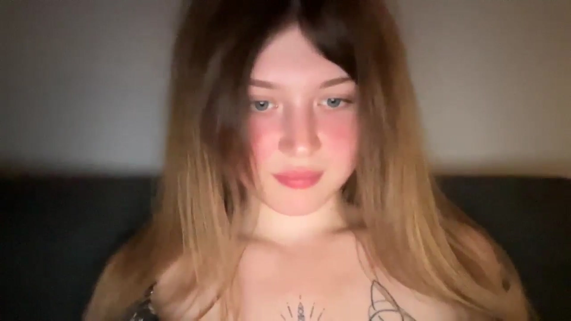 Gallery image thumbnail from Coconut_dream's myfreecams stream on, 06/20/2025, 21:51 image 2 of 20