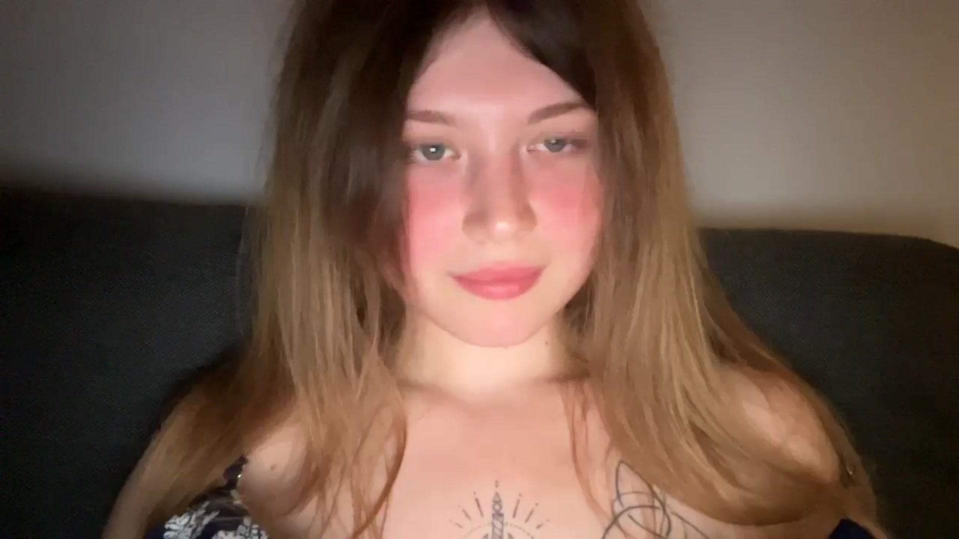 Gallery image thumbnail from Coconut_dream's myfreecams stream on, 06/20/2025, 21:51 image 7 of 20