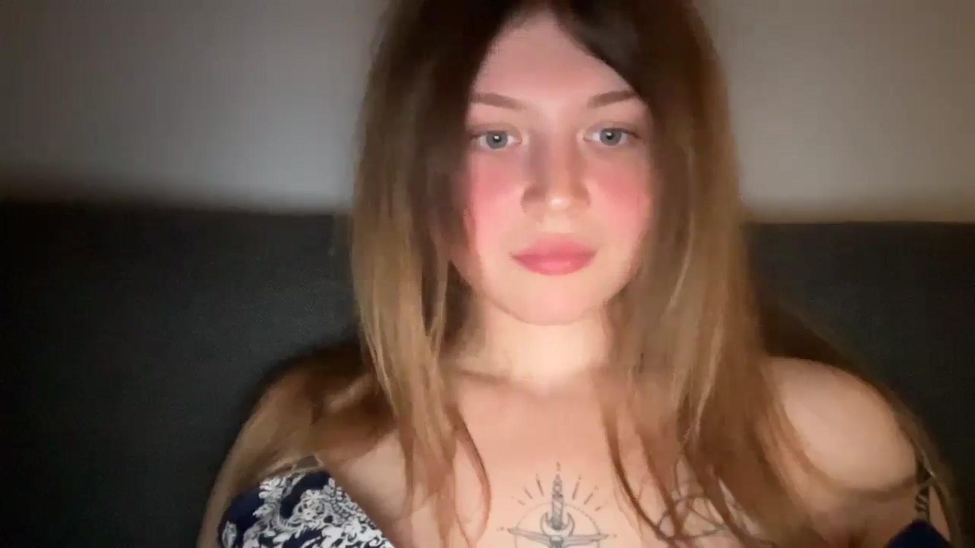 Gallery image thumbnail from Coconut_dream's myfreecams stream on, 06/20/2025, 21:51 image 11 of 20