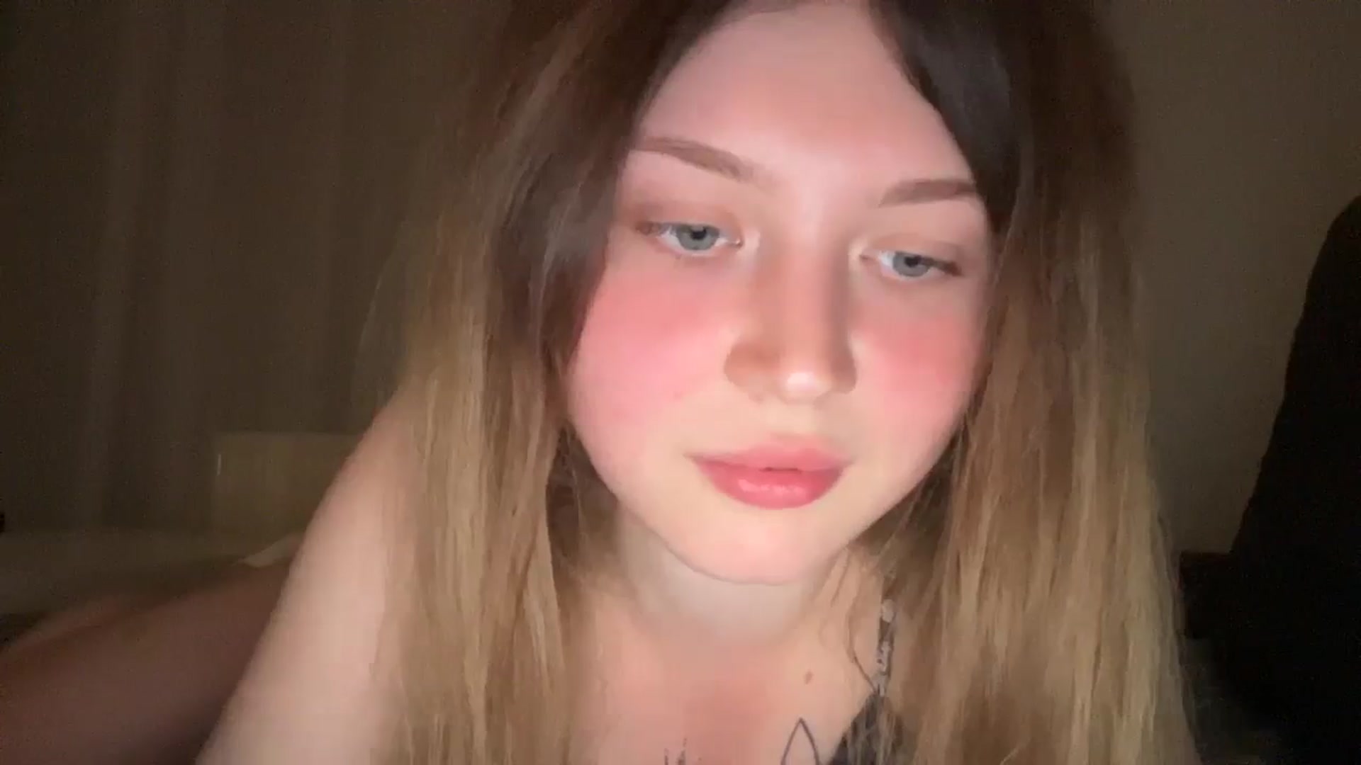 Gallery image thumbnail from Coconut_dream's myfreecams stream on, 06/20/2025, 21:51 image 16 of 20