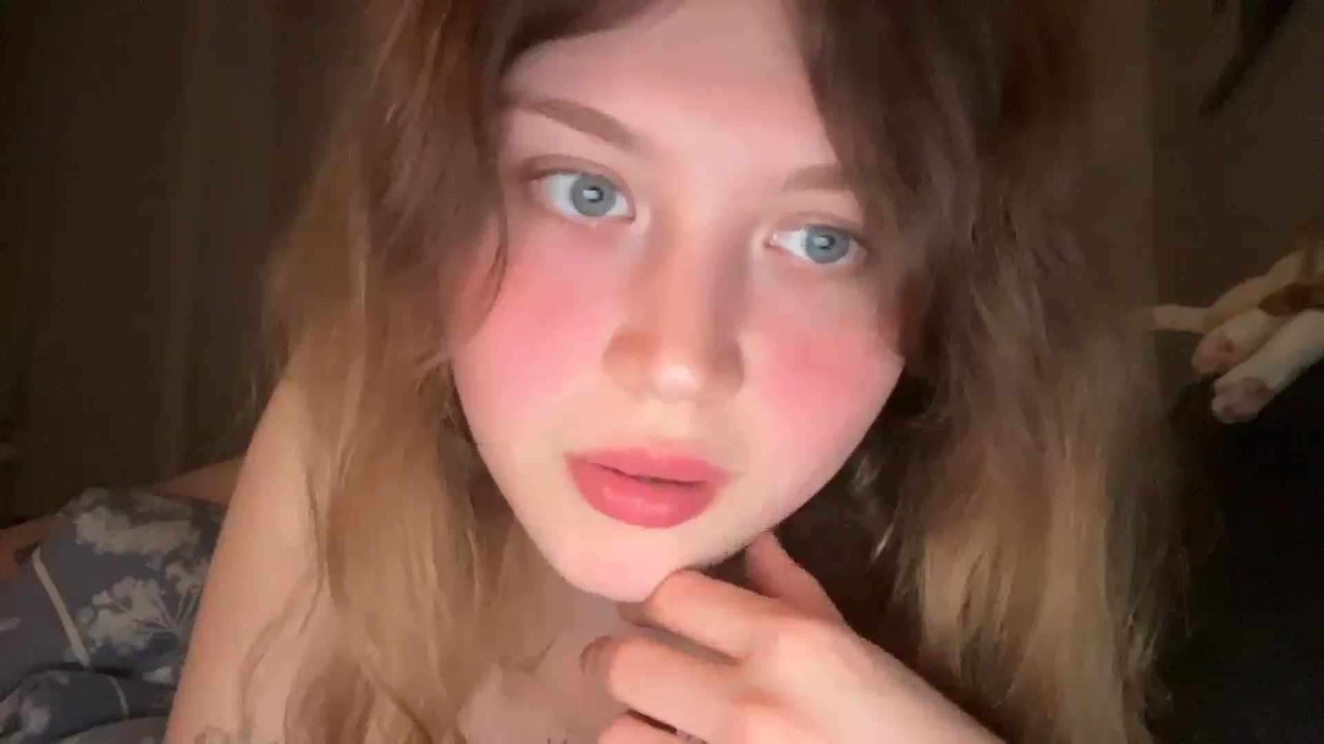 Gallery image thumbnail from Coconut_dream's myfreecams stream on, 06/21/2025, 22:29 image 2 of 20