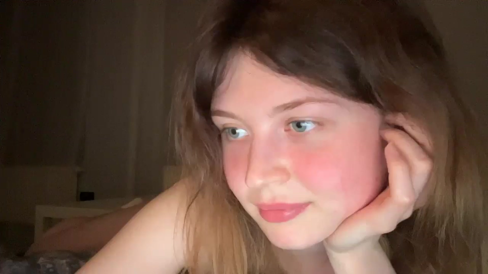 Gallery image thumbnail from Coconut_dream's myfreecams stream on, 06/21/2025, 22:29 image 13 of 20