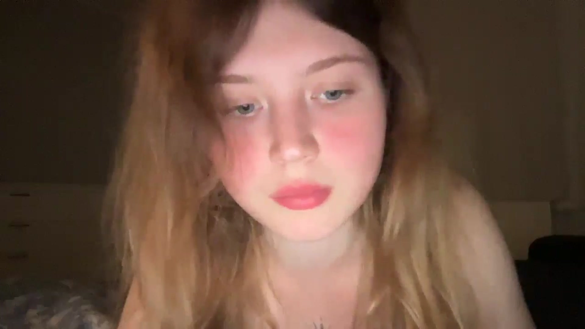 Gallery image thumbnail from Coconut_dream's myfreecams stream on, 06/21/2025, 22:29 image 6 of 20