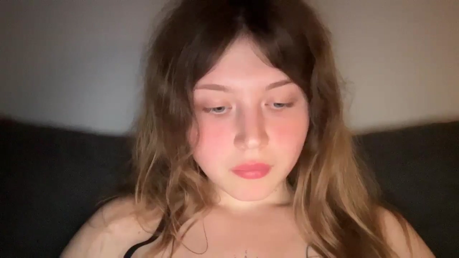 Gallery image thumbnail from Coconut_dream's myfreecams stream on, 06/21/2025, 23:06 image 8 of 20